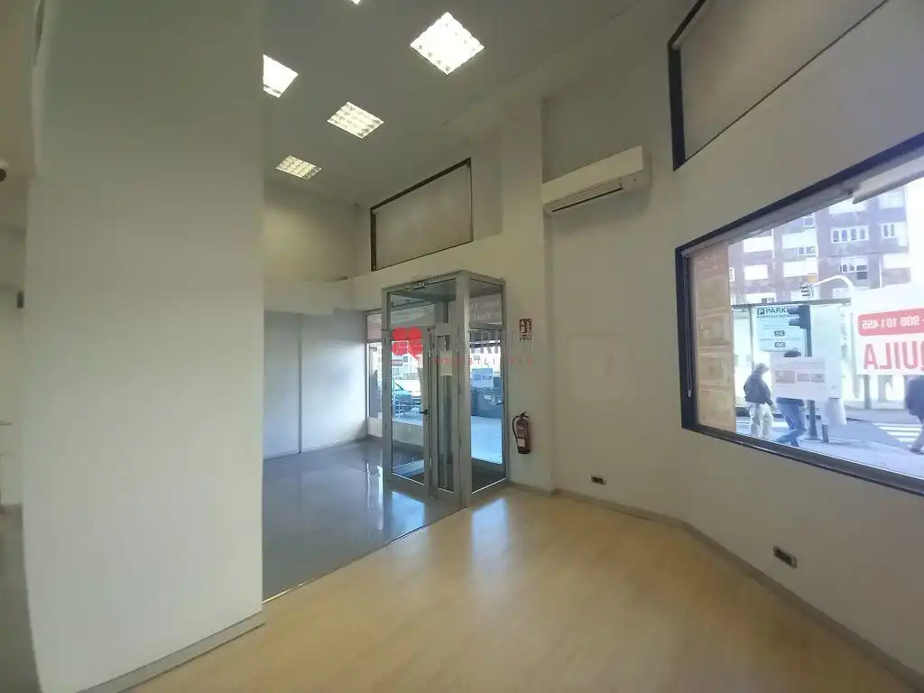Local comercial de lloguer a Ensanche - Sar, imagen 4