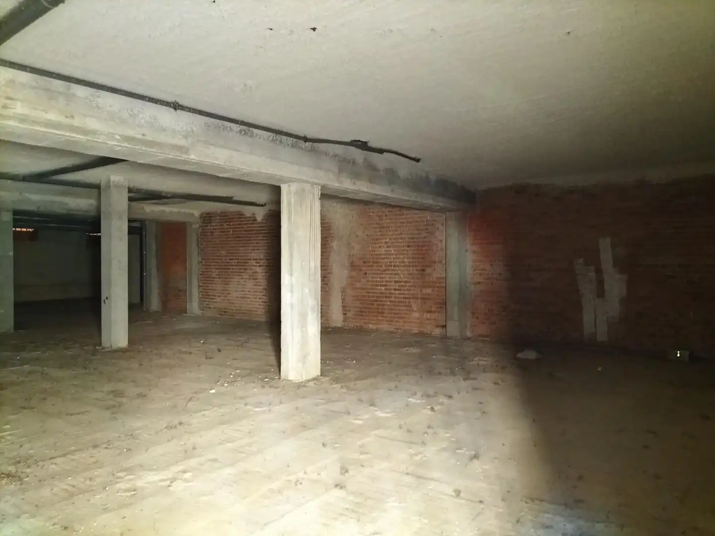 Gewerbefläche zum Verkauf in Calle del Conde Garay, imagen 2