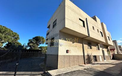 Exterior view of Flat for sale in Guardamar del Segura  with Community pool