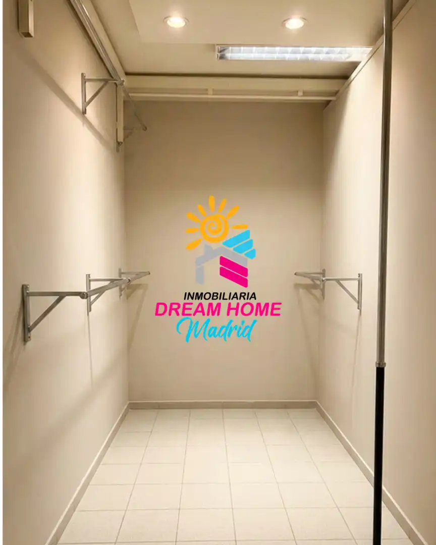 Piso con terraza en venta en Calle del Pez 11, imagen 6