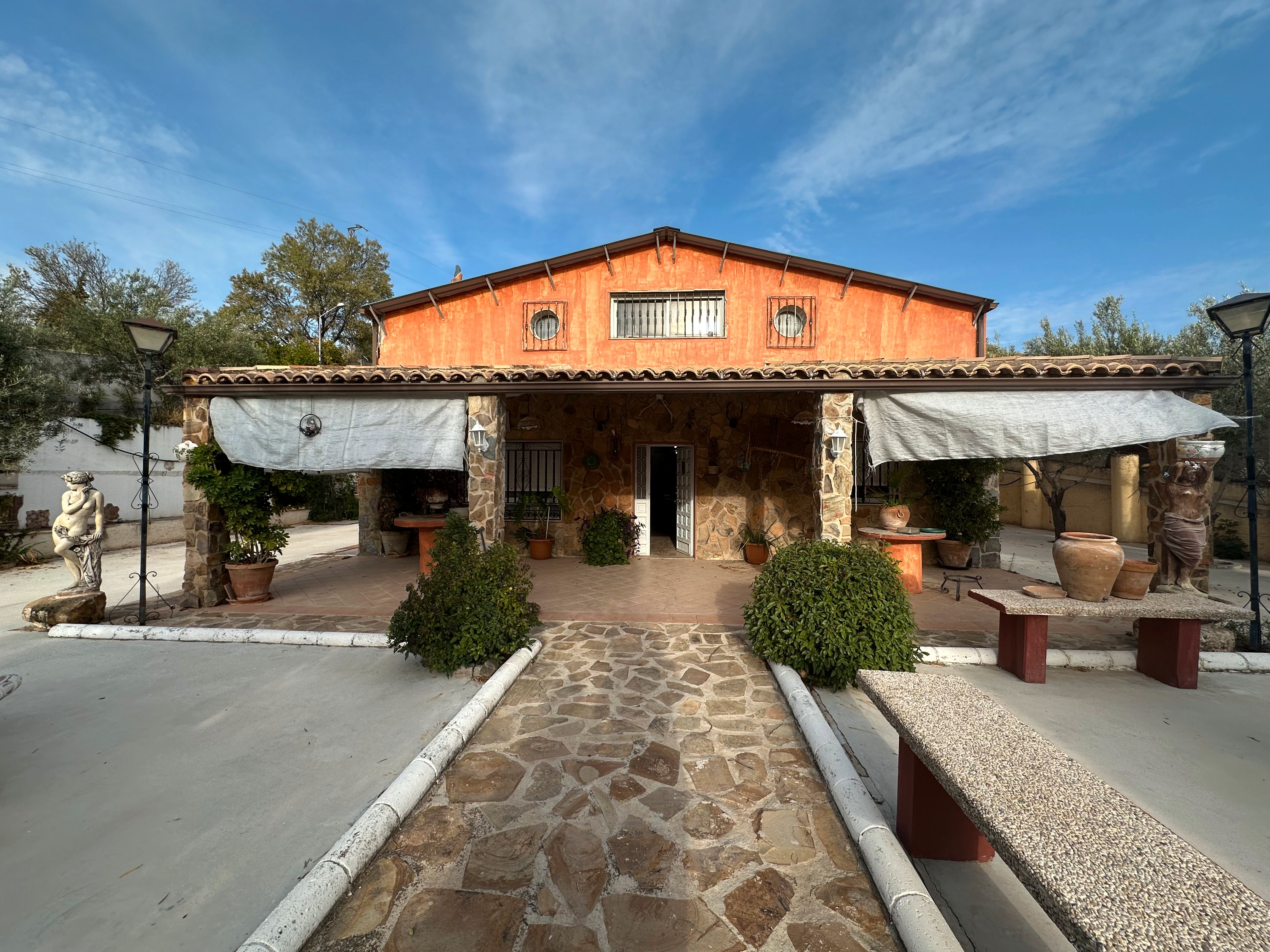 Exterior view of House or chalet for sale in Baeza  with Private garden and Swimming Pool