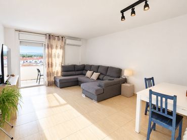 Piso con ascensor en venta en Flors
