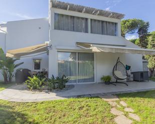 Garden of Single-family semi-detached for sale in Estepona  with Air Conditioner, Terrace and Storage room