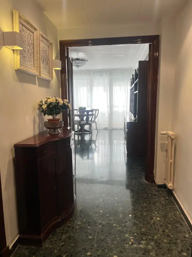 Flat for rent in Zaragoza  with Heating, Furnished and Oven