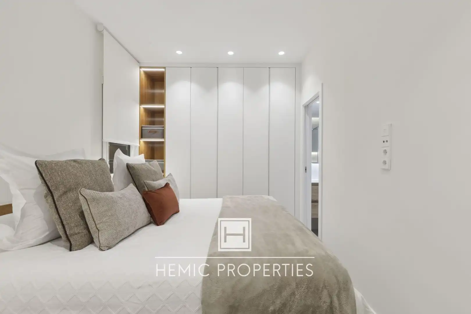 Schlafzimmer von Wohnung zum Verkauf in Madrid mit Klimaanlage, Möbliert und Balkon