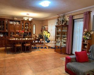 Menjador de Casa o xalet en venda en Salamanca Capital amb Terrassa, Traster i Moblat