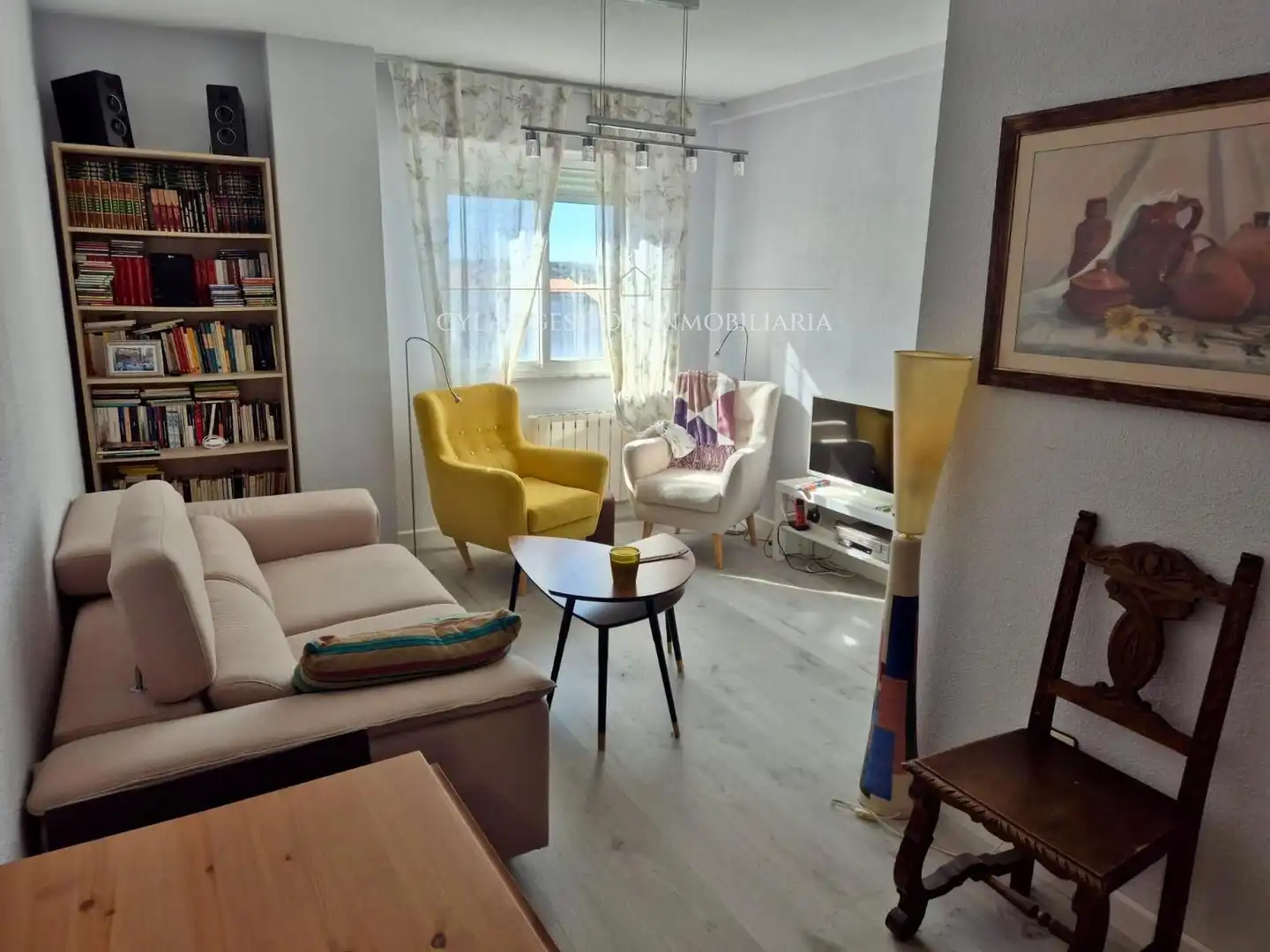Wohnzimmer von Wohnung zum Verkauf in Terradillos mit Heizung, Parkett und Terrasse