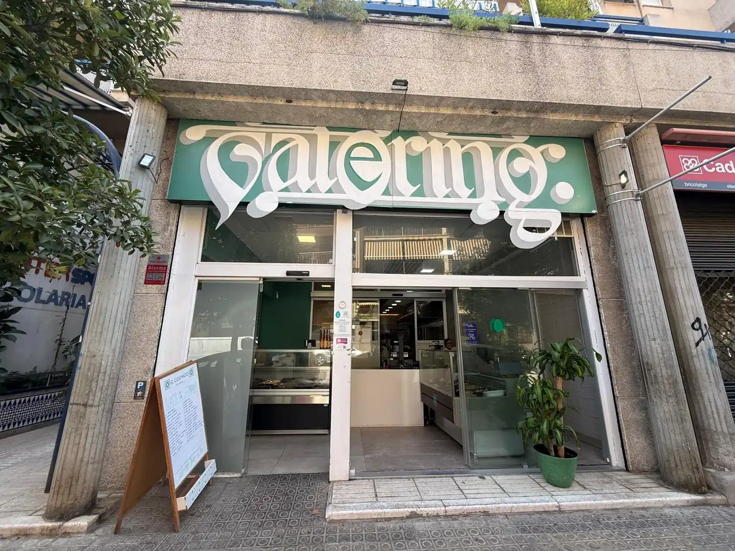 Business premises for sale in Avenida de Francesc Macià
