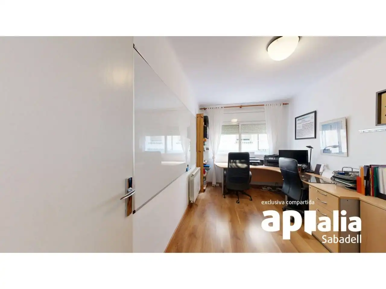 Piso en venta en Cerdanyola del Vallès con Aire acondicionado, Calefacción y Parquet