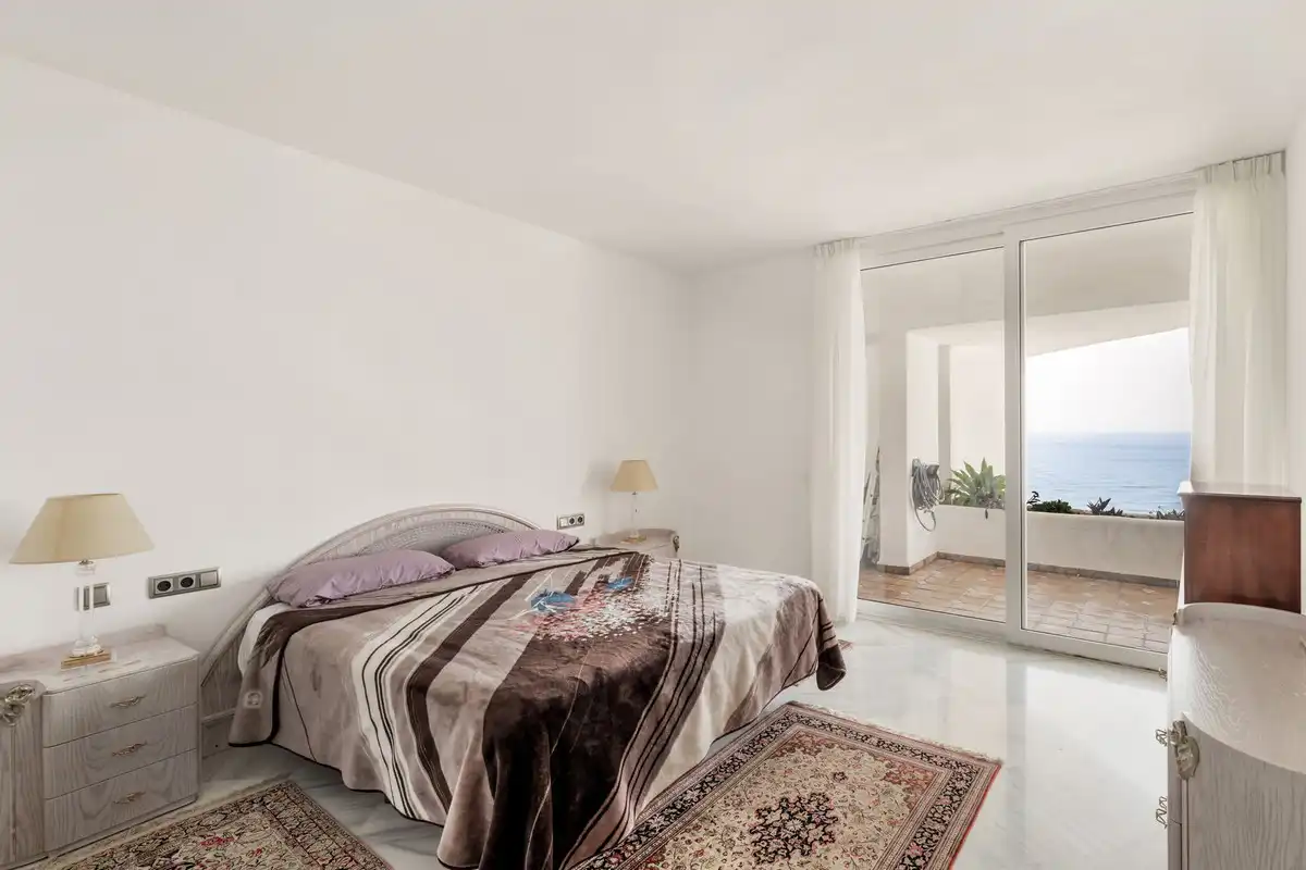 Habitación de Apartamento en venta en Torremolinos con Aire acondicionado, Terraza y Piscina comunitaria
