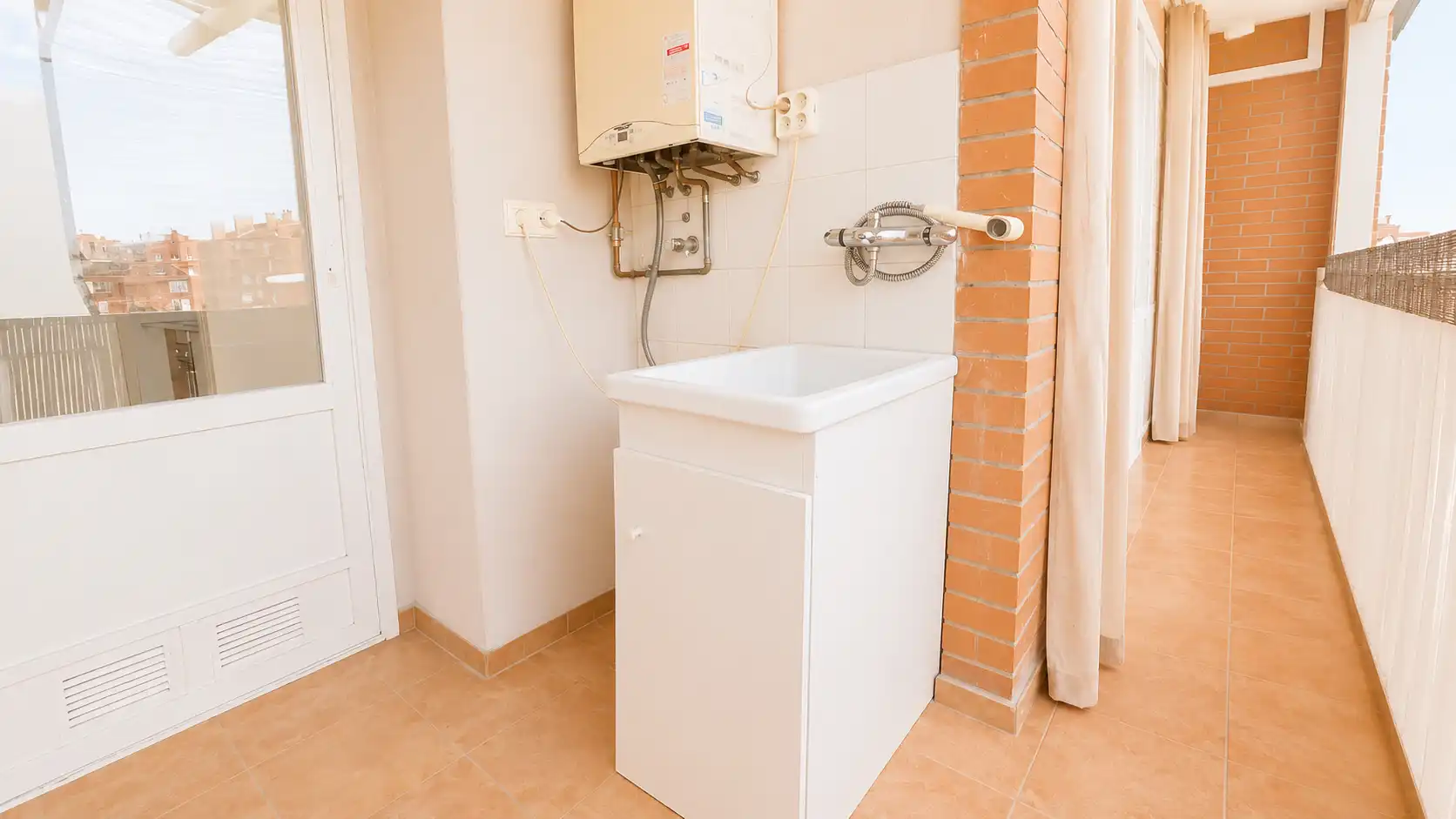 Baño de Piso en venta en Cerdanyola del Vallès con Aire acondicionado, Calefacción y Balcón