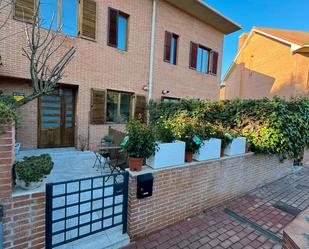 Garden of House or chalet to rent in Villaviciosa de Odón  with Air Conditioner, Heating and Private garden