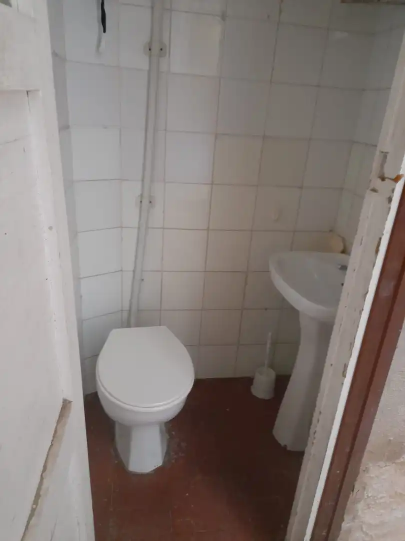 Bany de Local de lloguer en Cáceres