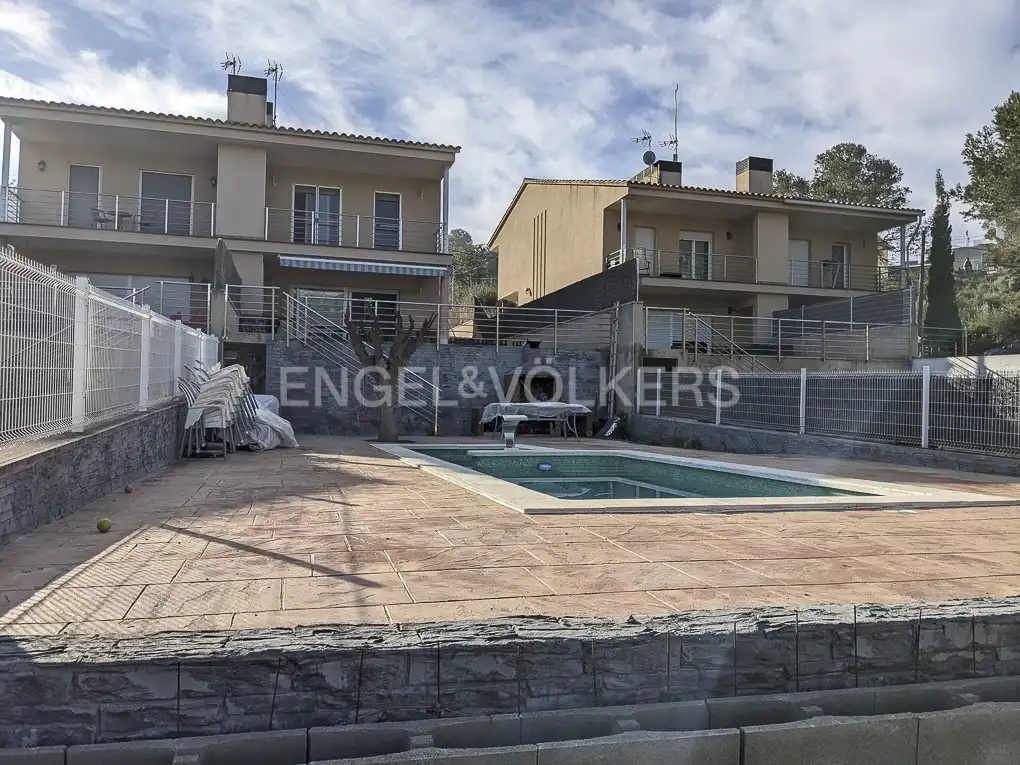 Exterior view of Detached homes for sale in Canyelles  with Heating, Private garden and Terrace