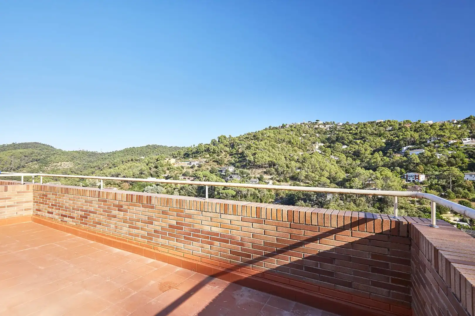 Terraza de Casa adosada en venta en Torrelles de Llobregat con Calefacción, Jardín privado y Terraza