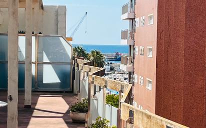 Vista exterior de Àtic en venda en Palamós amb Calefacció, Terrassa i Balcó