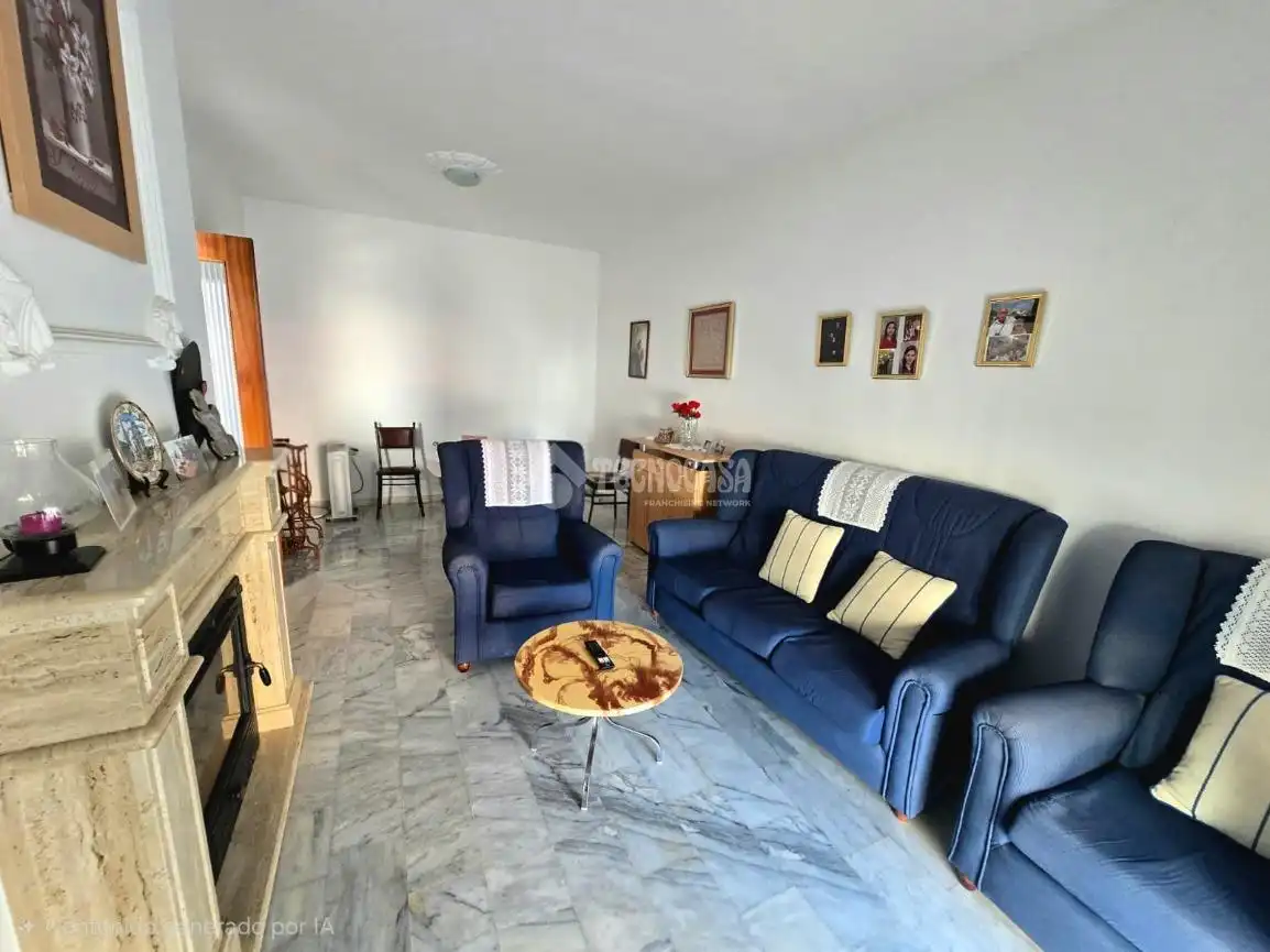 Sala de estar de Casa adosada en venta en Morón de la Frontera