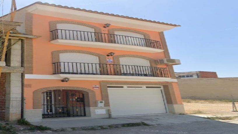 Vista exterior de Residencial en venta en La Pobla de Vallbona