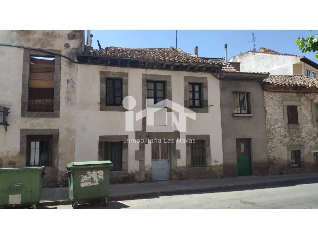 Exterior view of Houses for sale in Las Navas del Marqués   with Heating