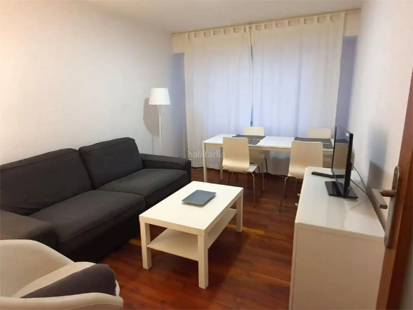Apartamento con ascensor en alquiler en Rúa de Fernando III o Santo 9