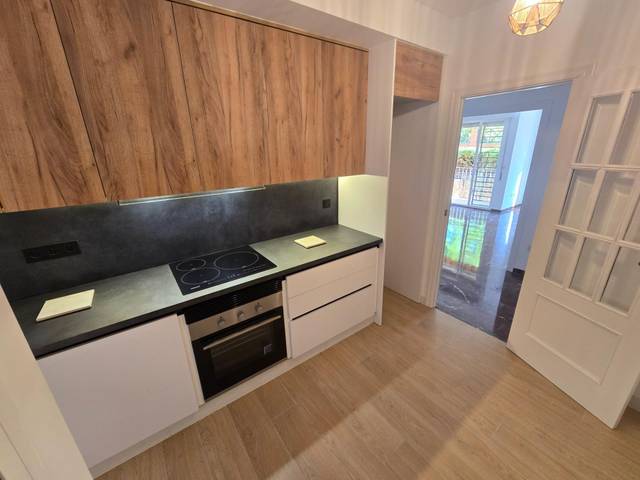 Planta baja en Alquiler en Calle JOSE SANCHEZ GUERRA, 5 en Santa Rosa - Valdeolleros