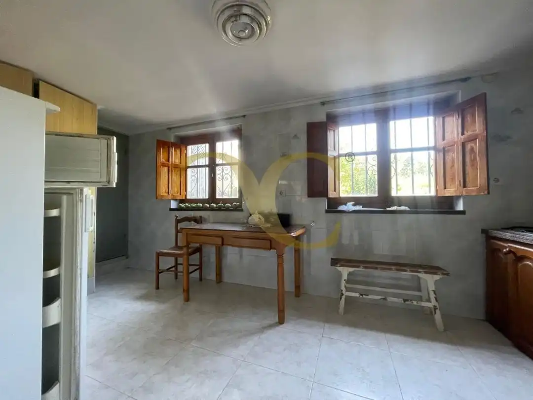 Cuina de Casa o xalet en venda en Parres amb Calefacció, Jardí privat i Traster
