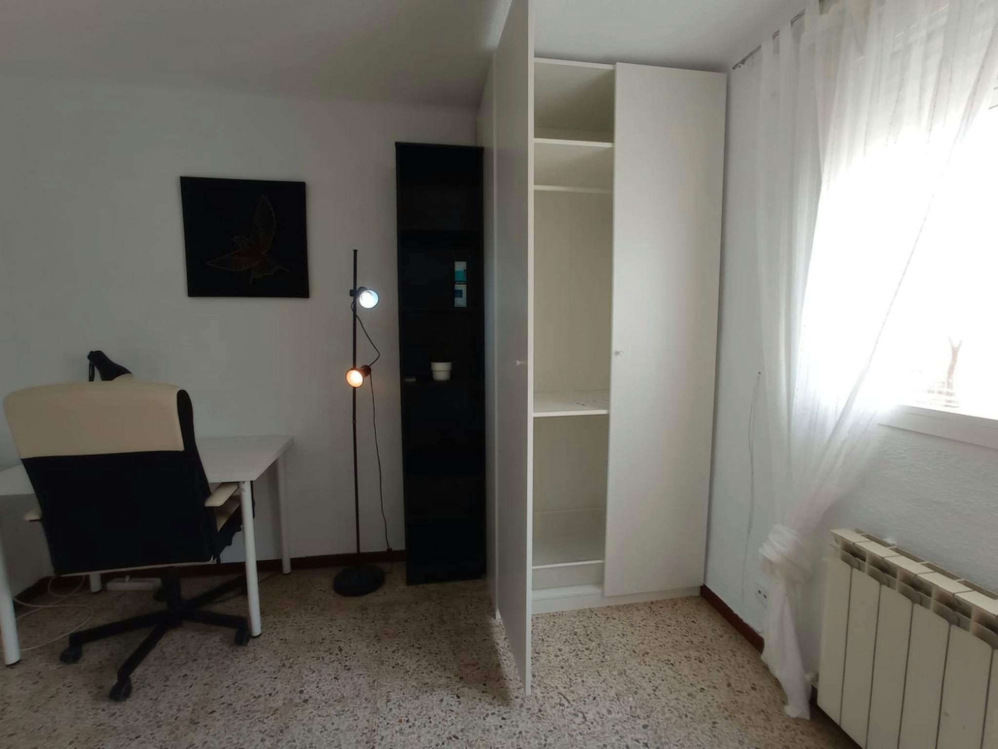 Pis per a compartir a N/A, Ventas