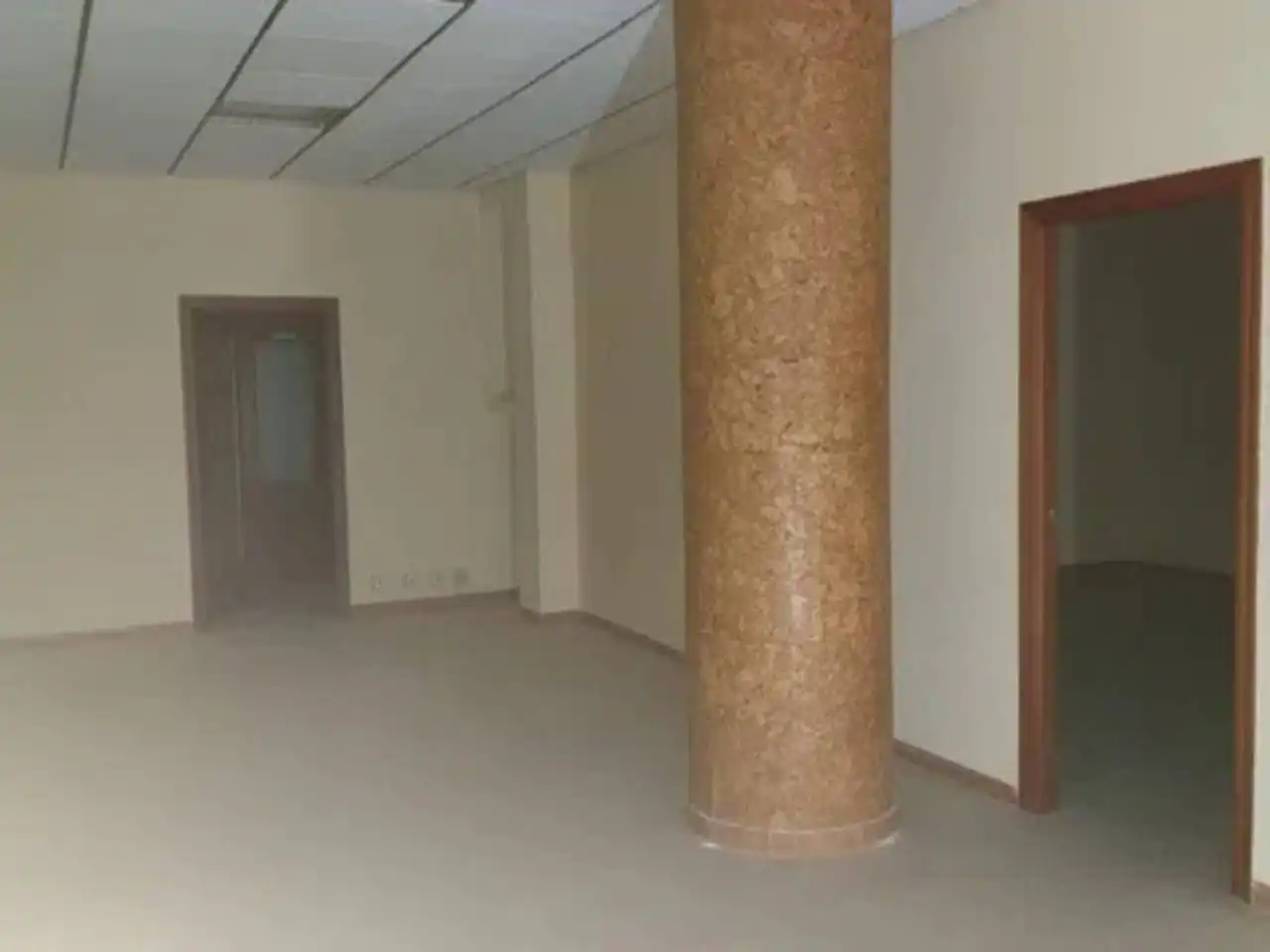 Local comercial en venda a Úbeda, imagen 6