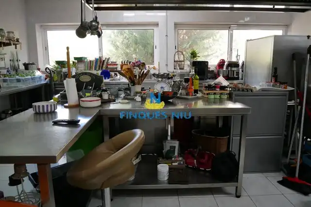 Casa con piscina en venta en Carrer Sant Martí, imagen 96
