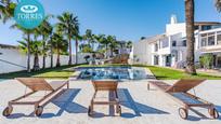 Garden of House or chalet for sale in Estepona  with Air Conditioner, Terrace and Swimming Pool