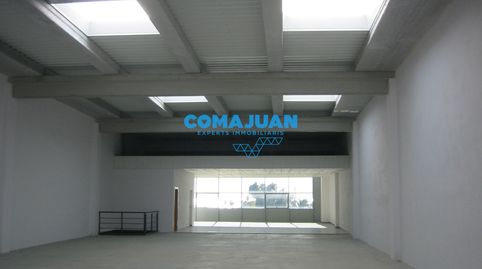 Foto 2 von Fabrikhallen zur Miete in El Remei, Badalona