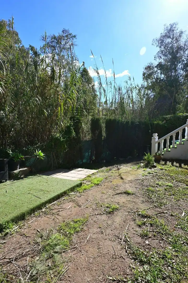 Jardí de Casa adosada en venda en Mijas amb Aire condicionat, Terrassa i Piscina