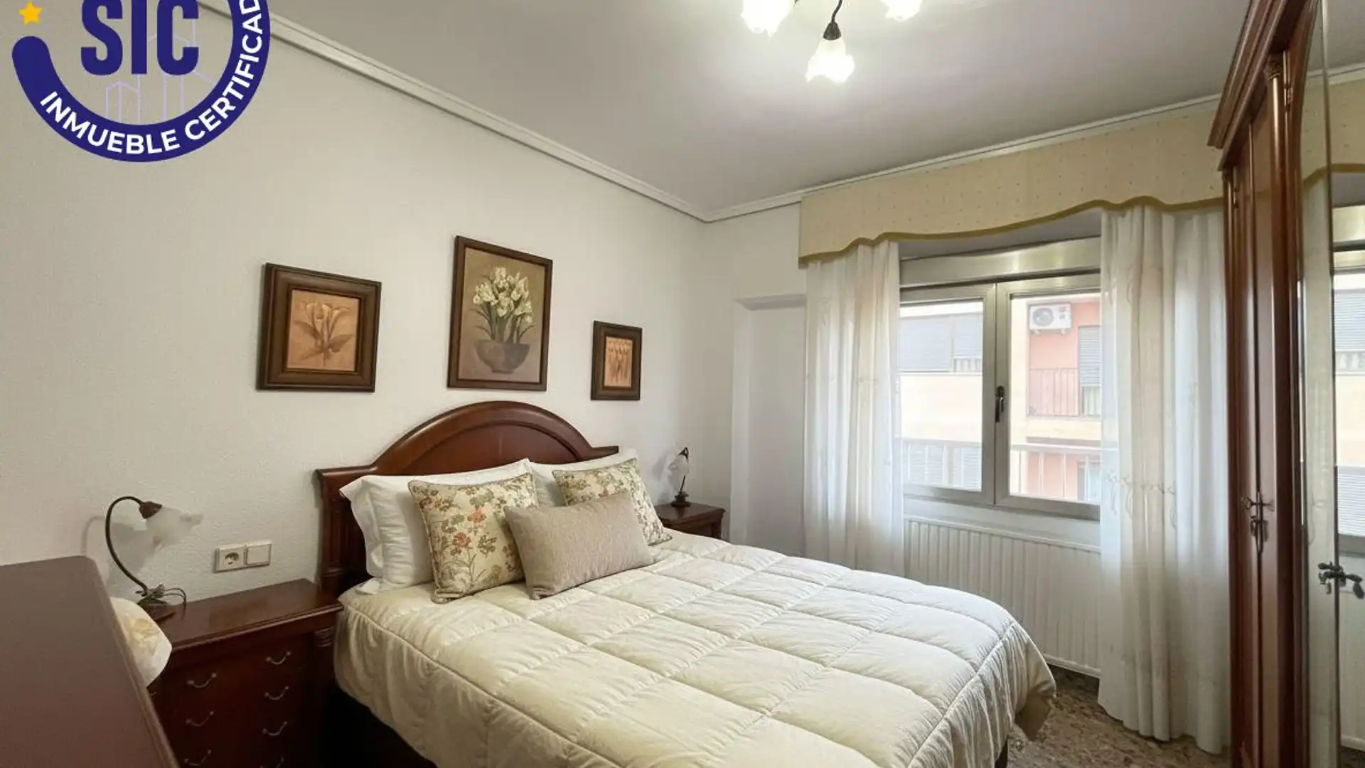 Bedroom of Flat for sale in Utiel  with Air Conditioner and Balcony