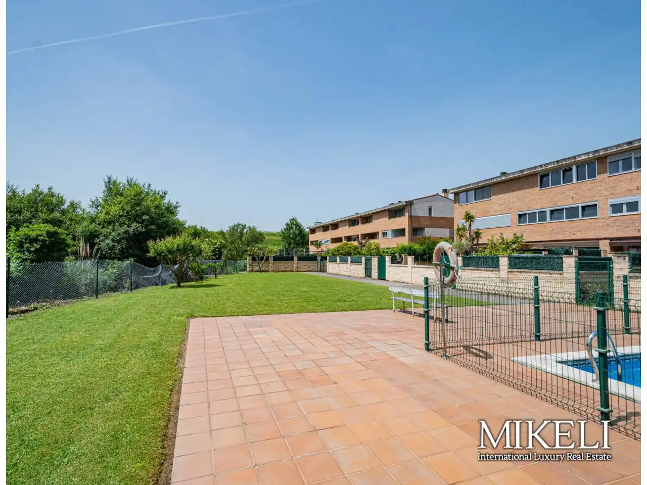 Parking de Casa o chalet en venta en Santander con Calefacción, Jardín privado y Terraza
