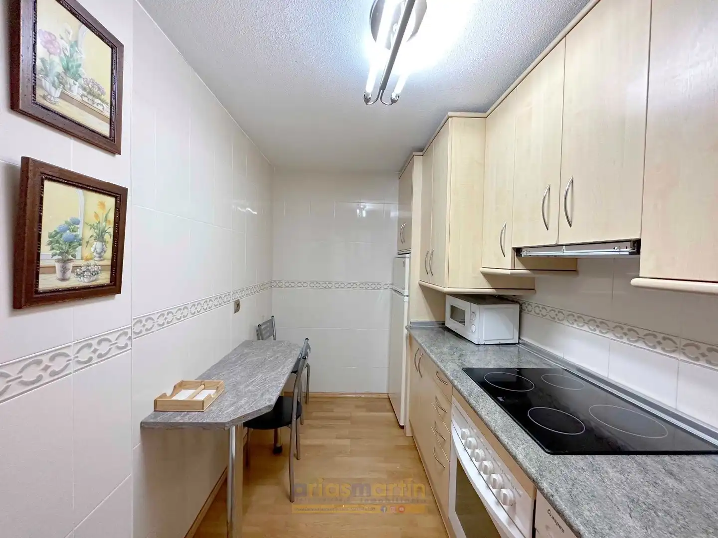 Wohnung zur Miete in Luis Sala Balust, 38, Pizarrales