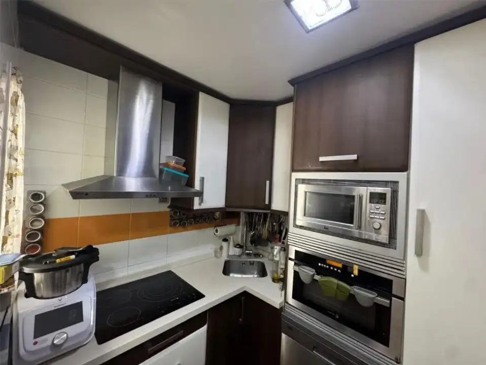 Appartamento con ascensore in vendita a Centro, imagen 3