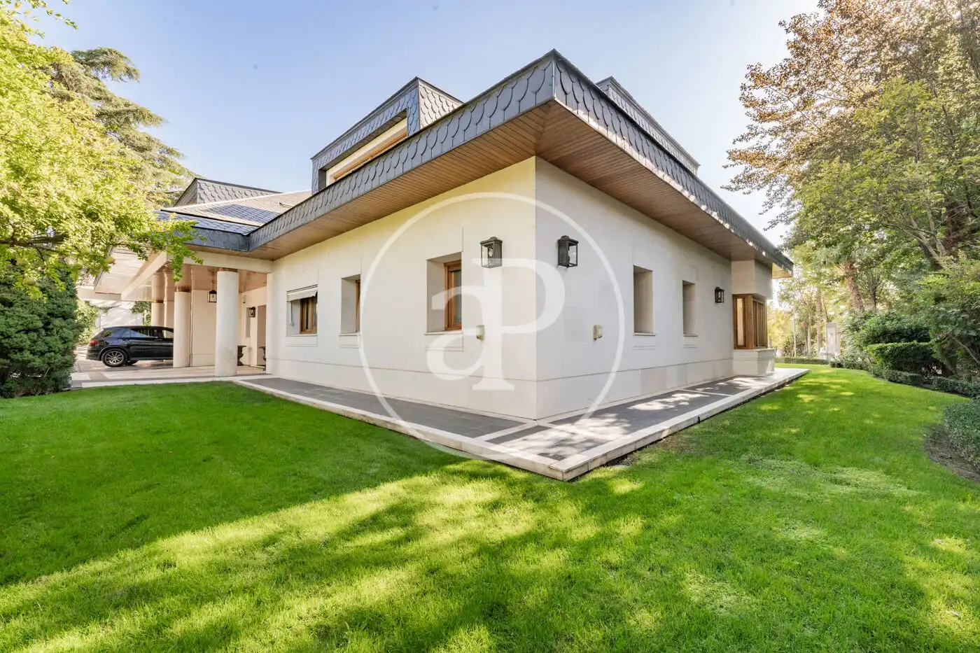 Exterior view of Houses for sale in Madrid  with Air Conditioner, Heating and Private garden