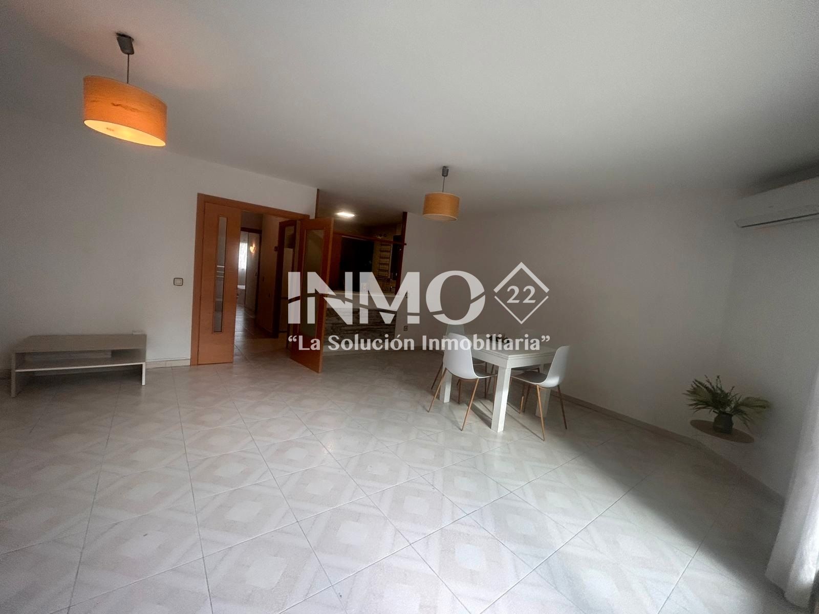 Vista exterior de Apartamento en venta en Cambrils con Aire acondicionado, Terraza y Amueblado