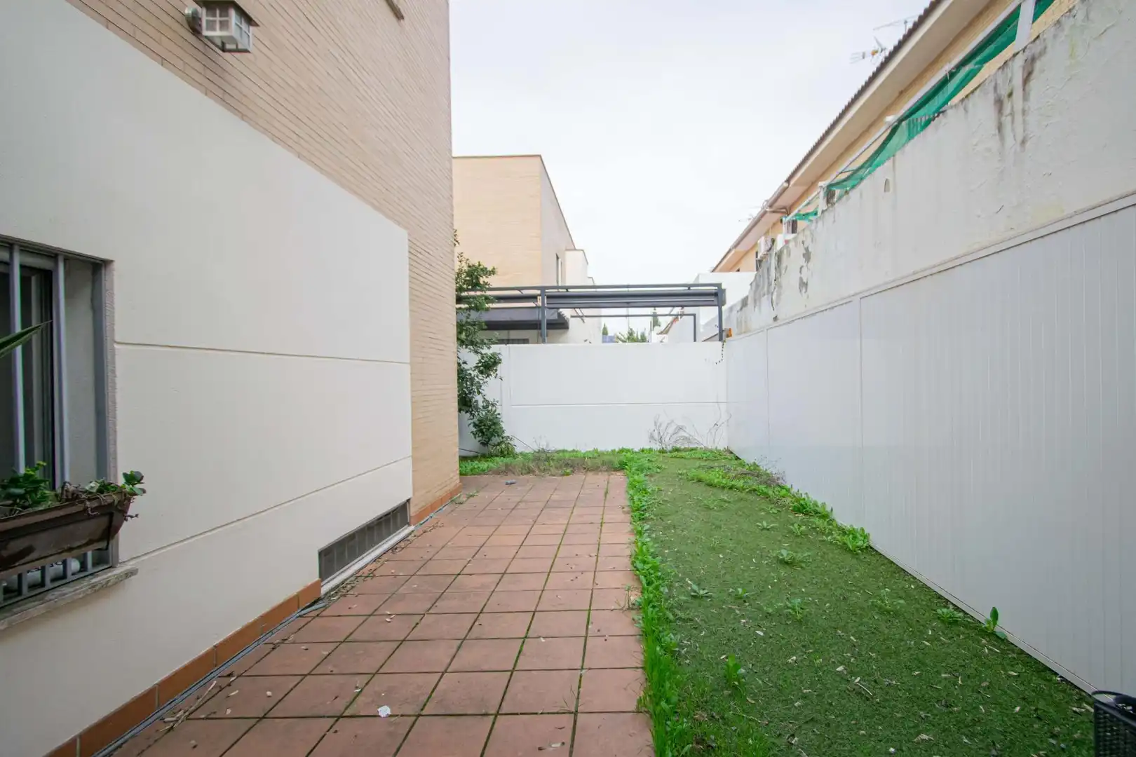 Garden of Detached homes for sale in Sevilla  with Air Conditioner, Heating and Private garden