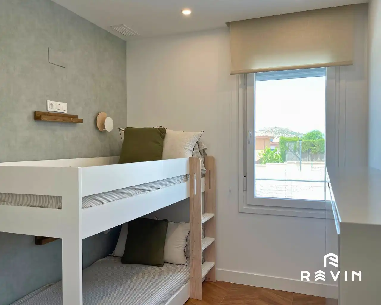 Habitación de Casa o chalet en venta en La Guardia de Jaén con Aire acondicionado, Calefacción y Jardín privado