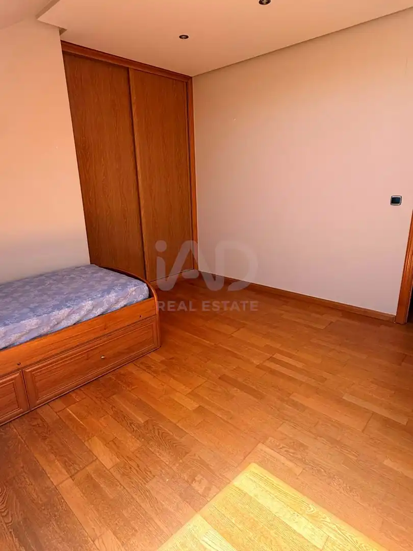 Bedroom of Duplexes for sale in Villaquilambre  with Heating