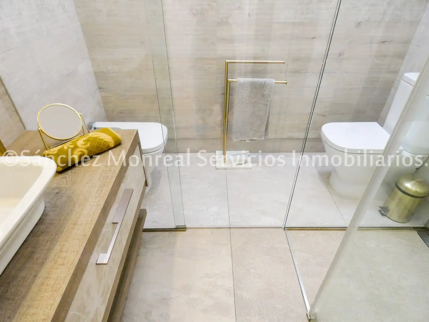 Baño de Casa o chalet en venta en Alcázar de San Juan con Aire acondicionado, Calefacción y Jardín privado