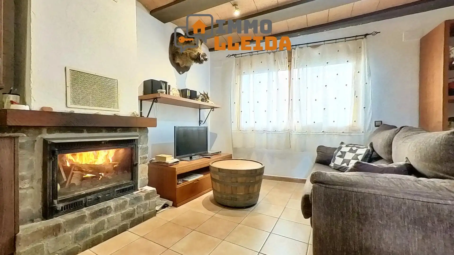 Sala de estar de Casa adosada en venta en Àger con Calefacción, Terraza y Trastero