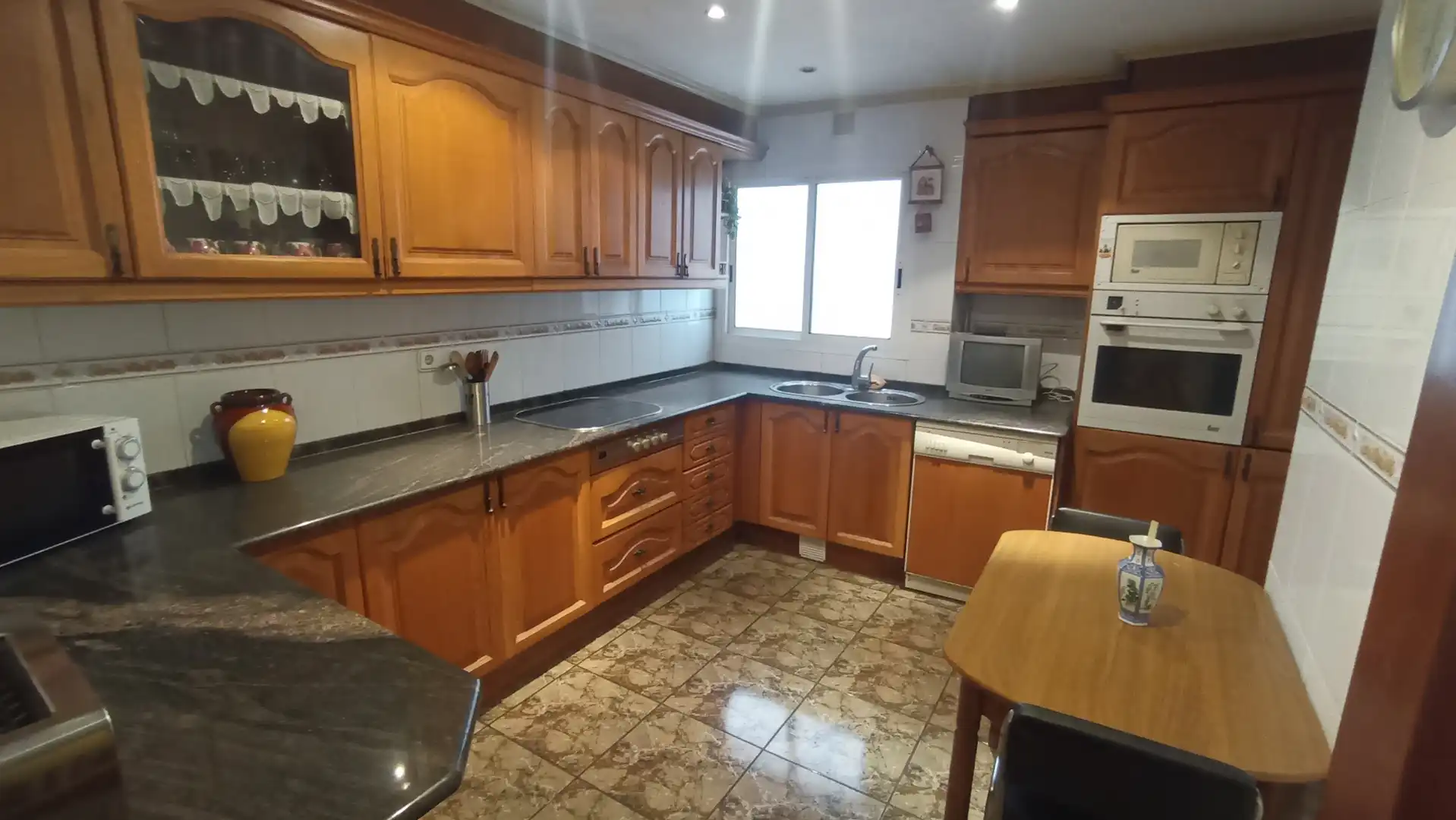 Kitchen of Flat for sale in Lleida  with Air Conditioner, Heating and Furnished