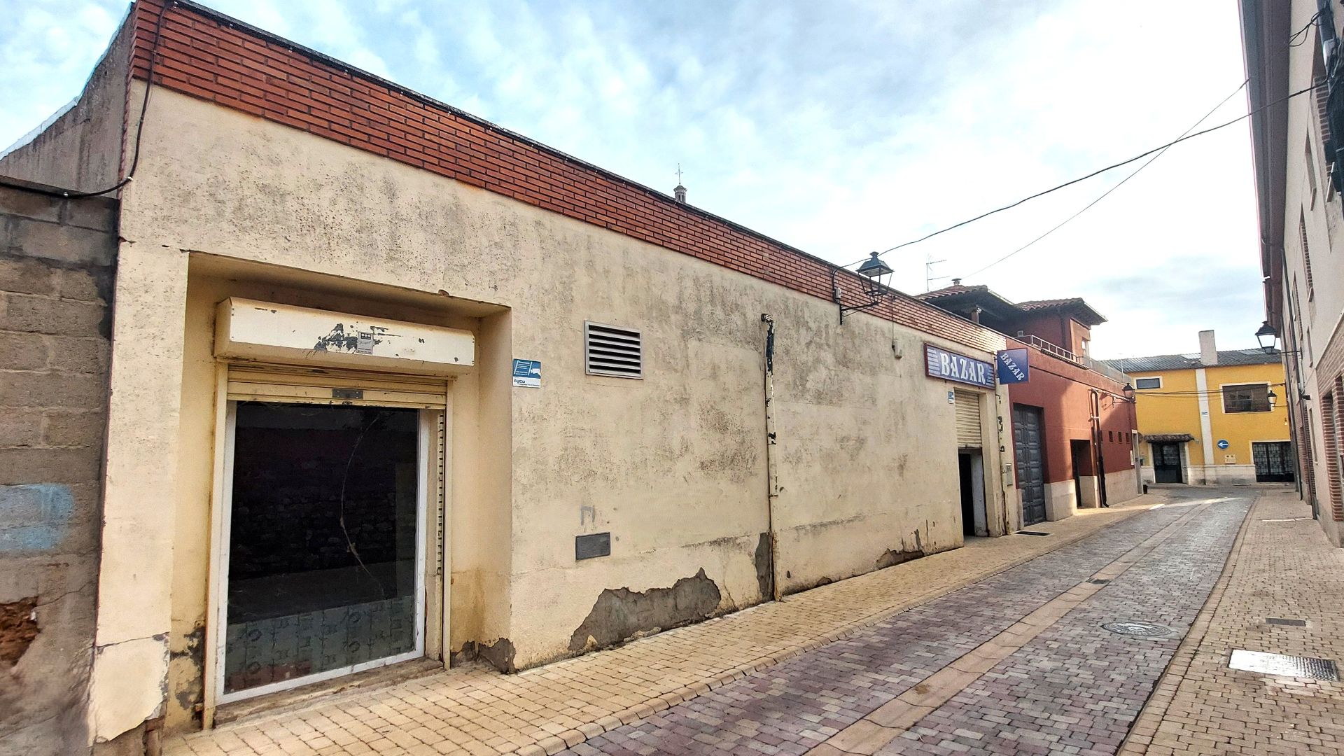 Local de lloguer a Calle Tenerías, 2