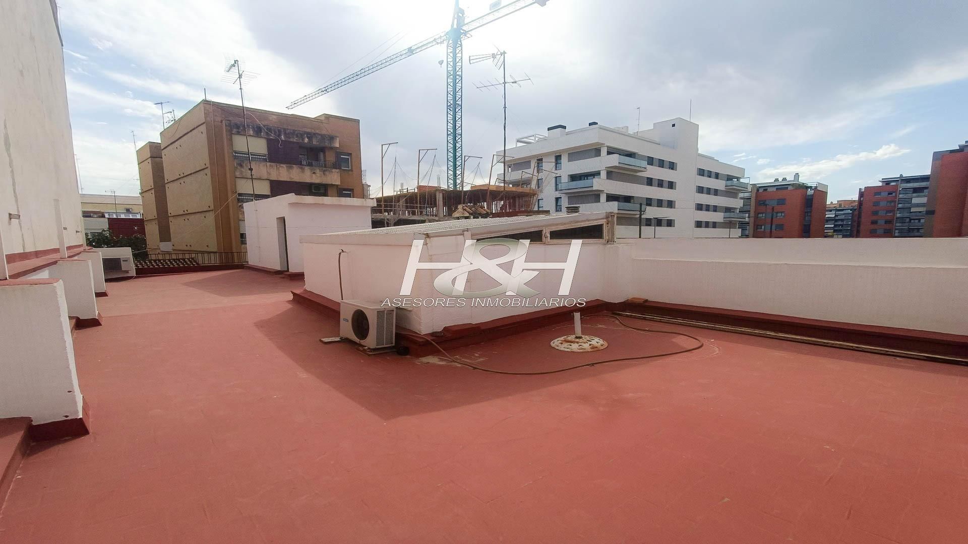 Terrassa de Casa o xalet en venda en Paterna amb Aire condicionat i Terrassa