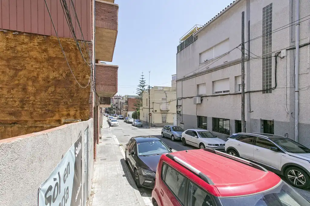 Außenansicht von Grundstücke zum Verkauf in Badalona