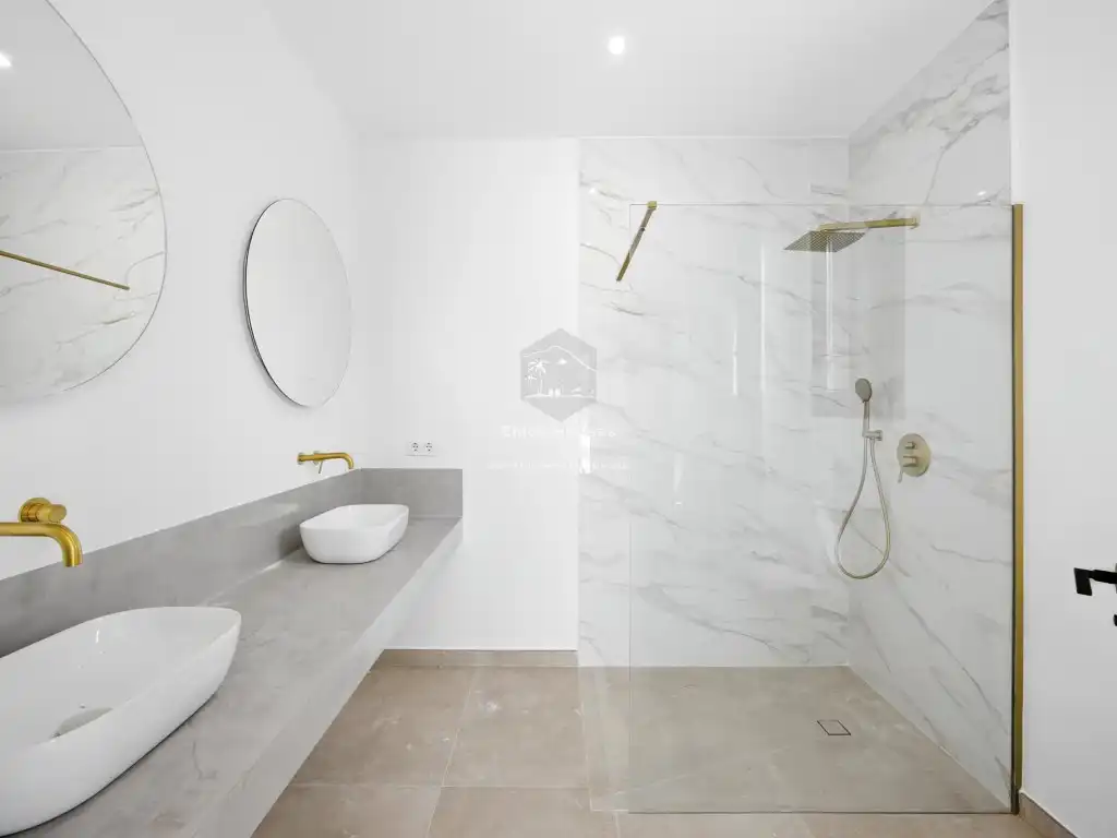 Houses for sale in Partides comunes - Adsubia