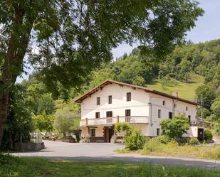 Vista exterior de Casa o xalet en venda en Idiazabal amb Terrassa