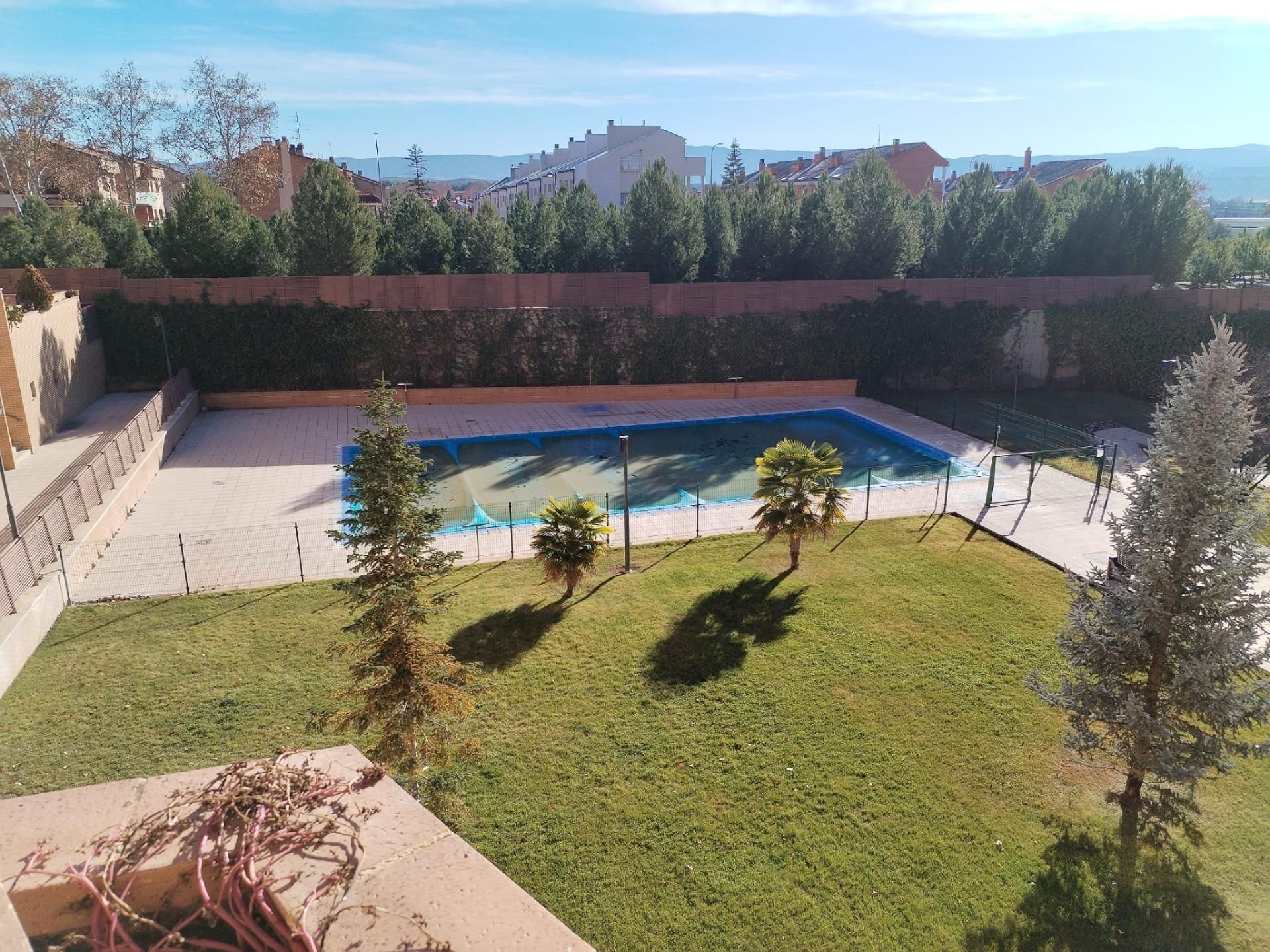 Piso de alquiler en Ensanche - Fuenfresca